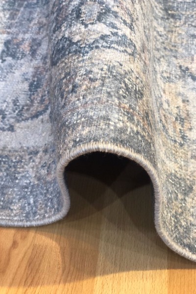 Makine Usak Halısı