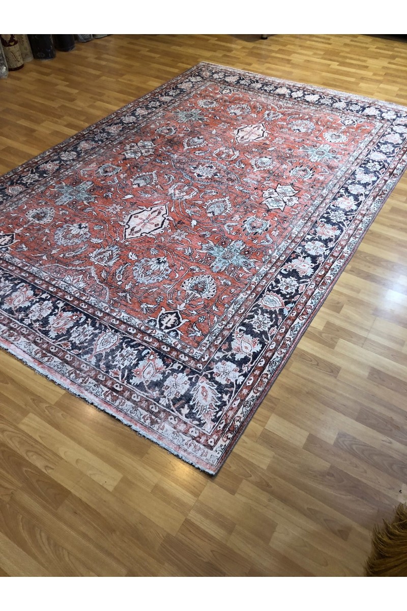 Makine Usak Halısı