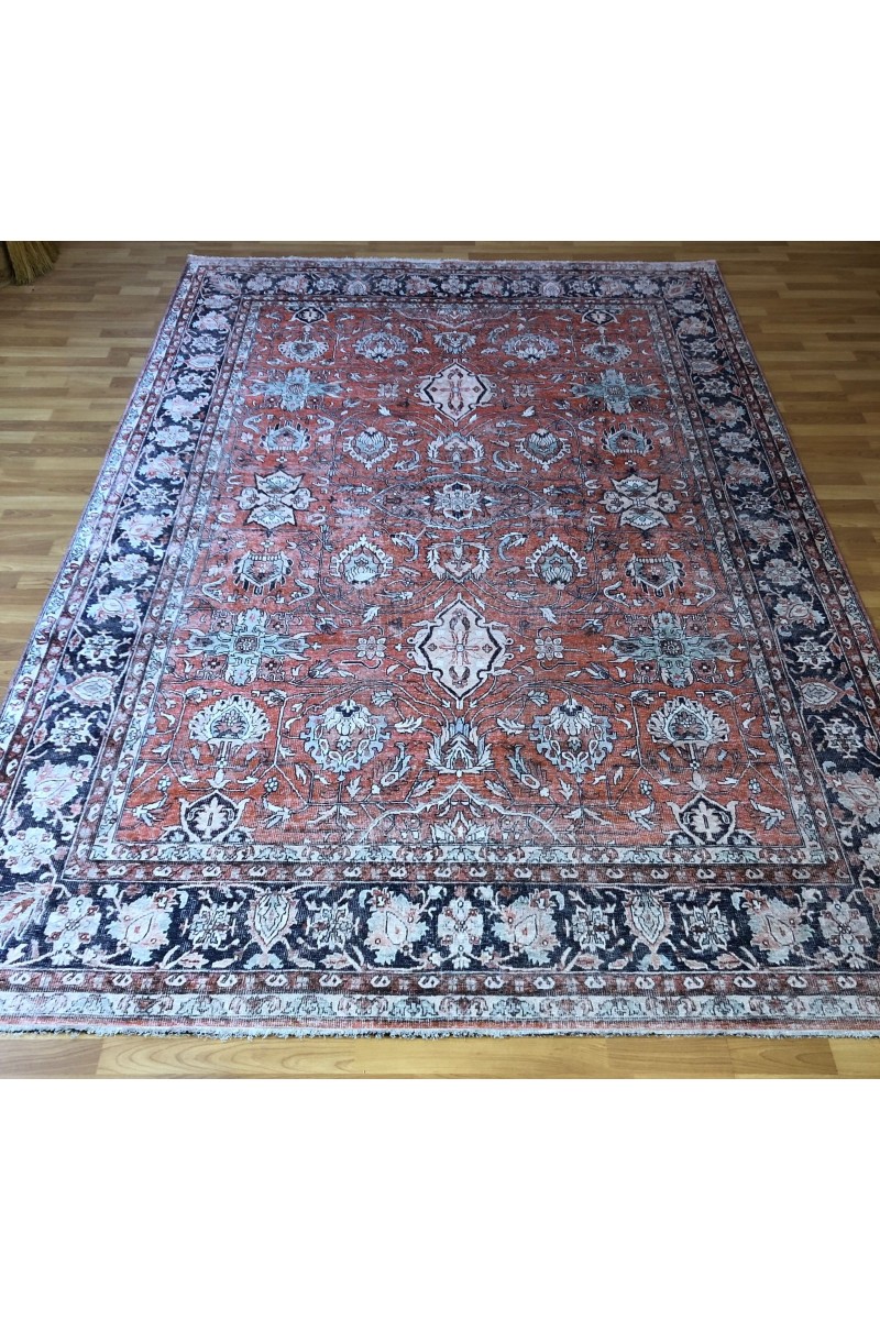 Makine Usak Halısı