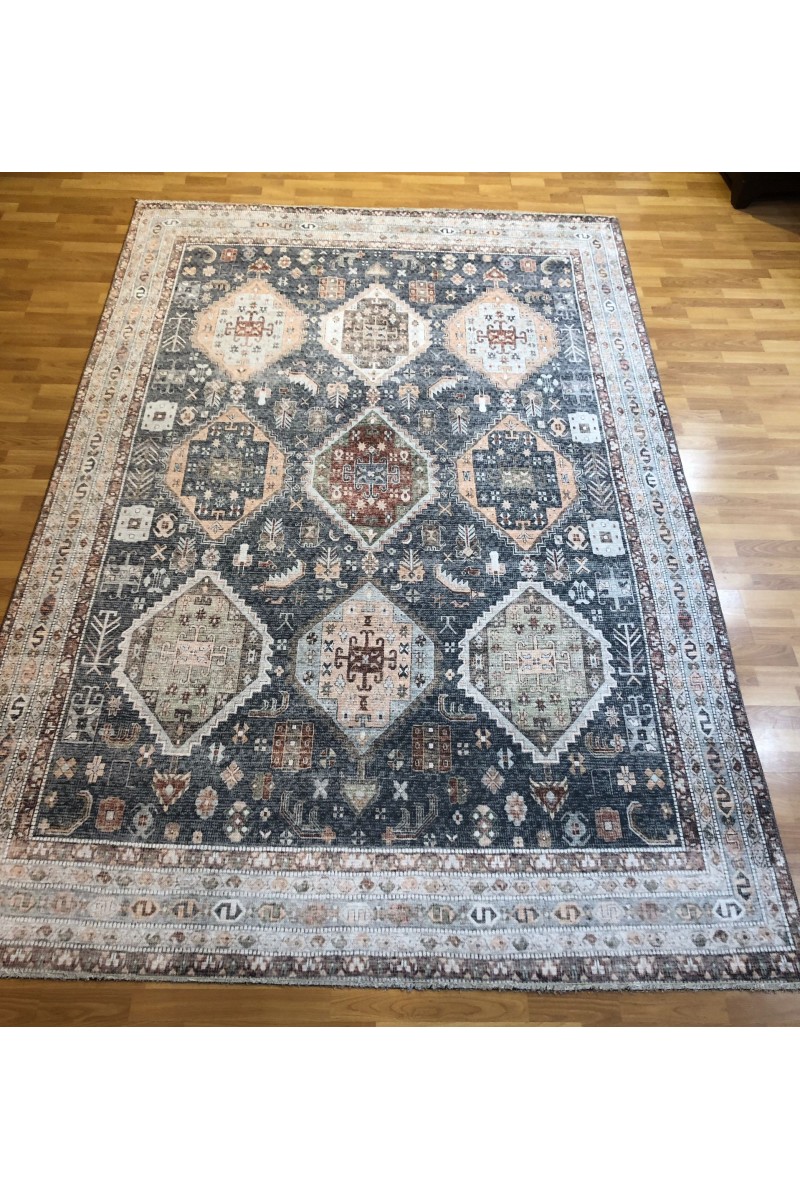 Makine Usak Halısı