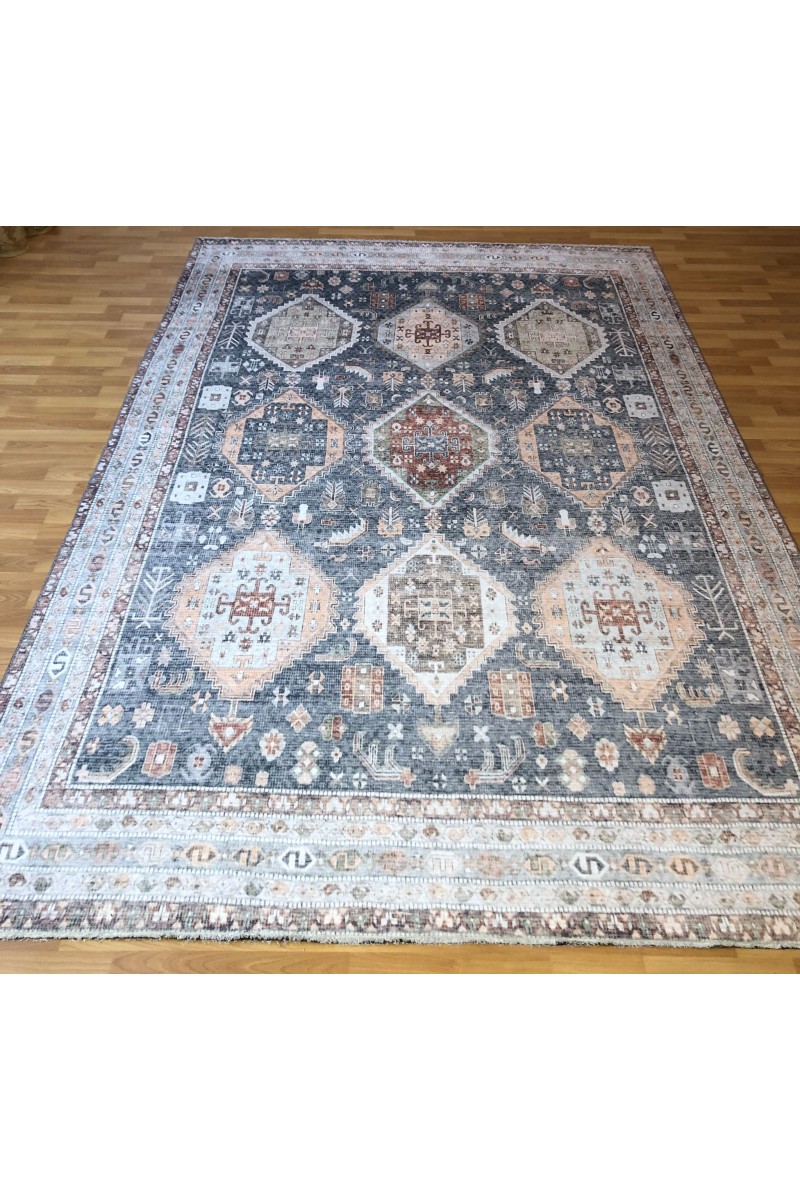 Makine Usak Halısı